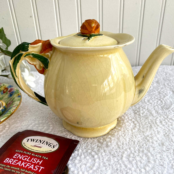 Royal winton teapot top