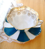 Cup And Saucer Shelley Teal And White Stratford Gold Overlay Border Drake's Neck 1964-1966 - Antiques And Teacups - 2