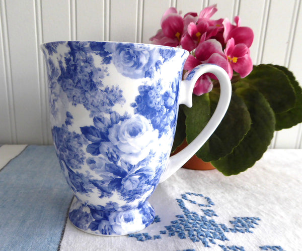 ちーぽん様♡ロイヤルブルー Blue Floral Chintz Mug Bone China Pedestal Maxwell Williams