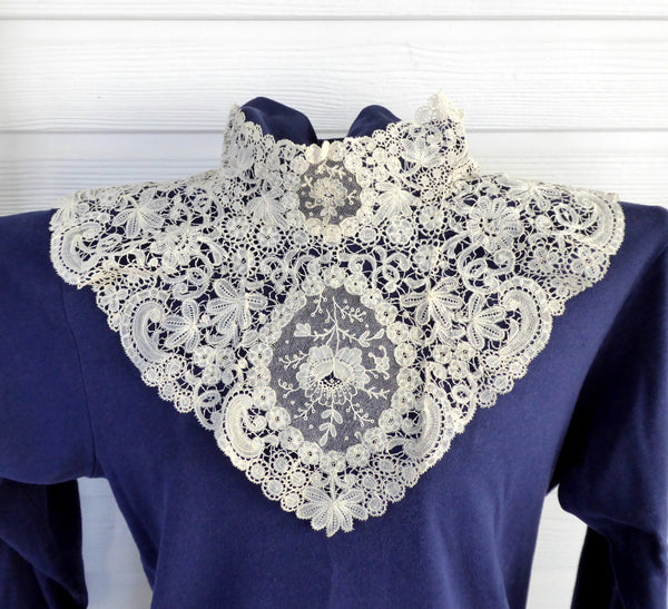 Antique Lace collar Point de Gaze Mixed Lace Brussels 1800s Hand