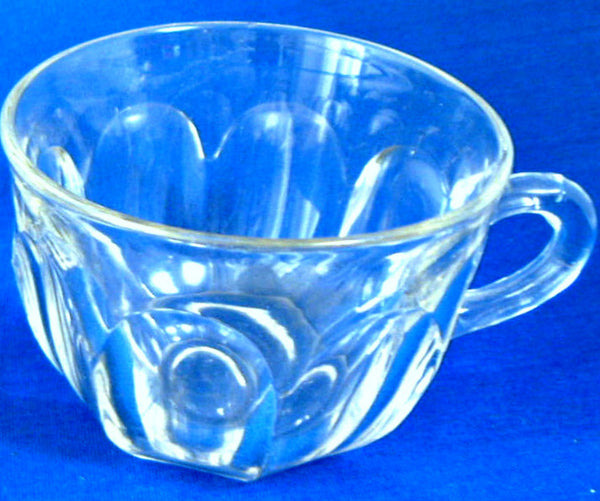 http://www.antiquesandteacups.com/cdn/shop/products/19201-Heisey-punch-cups-pair-Colonial-paneled-c_grande.jpg?v=1647622831