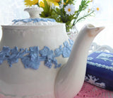 Teapot Wedgwood Embossed Blue On White Grapevine Large 4-6 Cups 1940s