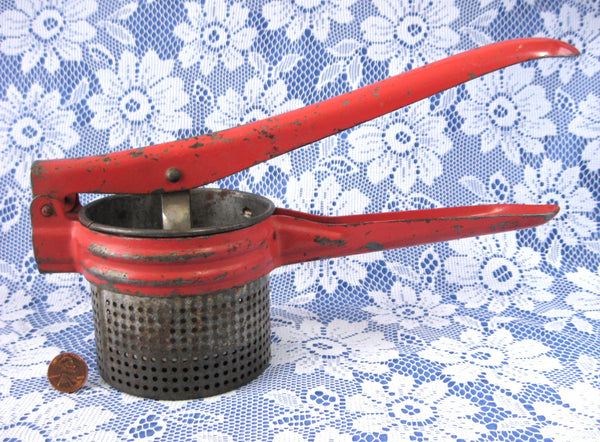 Vintage Handy Things Red Handle Potato Ricer Kitchen Tool Handy Things  Ludington Michigan Retro Kitchen Cooking Utensils & Gadgets 