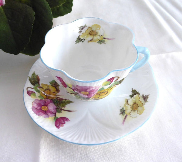 イギリスアンティークシェリーShelley窯ベゴニアNo.13427　ペア Shelley Dainty Begonia Cup and Saucer England Vintage Blue Trim