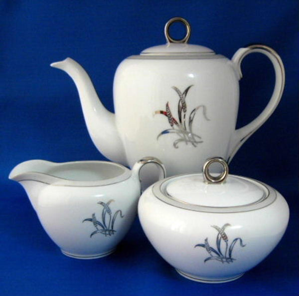 Tea Set 3 Piece 1950s Wheat Tea Pot Cream Sugar Craftsman Paragon