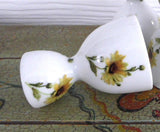 Set Of 4 Vintage Eggcups Double Yellow Daisies Bone China England 1970s 4 Egg Cups