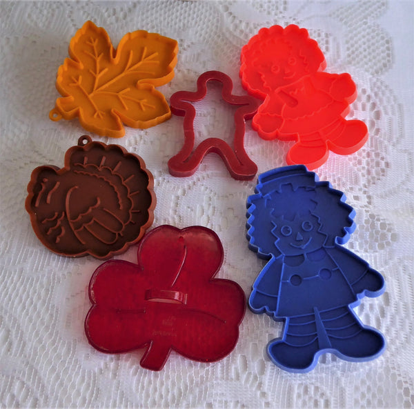 Plastic cookie cutters discount