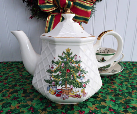 Teapot Christmas Tree Large Tea Pot Holiday Tea Party 1970s Holiday Tea