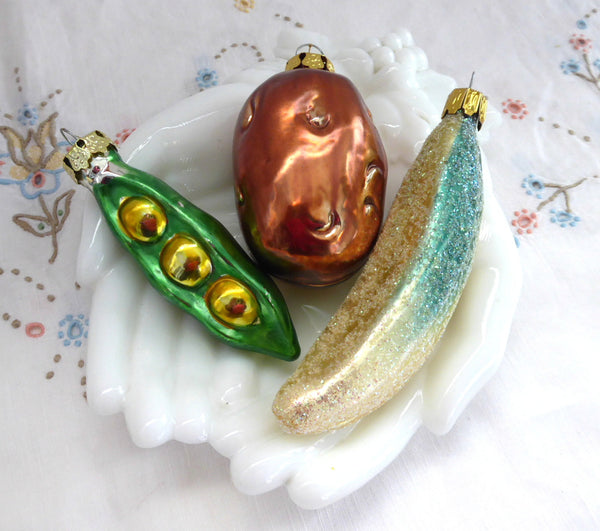 1970s-blown-glass-ornaments-