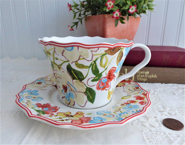 1990s-teacup-bright-floral-