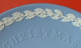 Trafalgar Square Blue White 1970 Jasperware Christmas Plate Wedgwood Holiday London