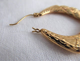 Earrings 14kt Gold Door Knocker Carved 1970s Fancy Hoops Diamond Cut Puffy