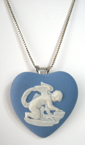 Wedgwood Cupid Blue Jasper Heart Pendant Necklace Convertible Pin 1974 Silver Chain