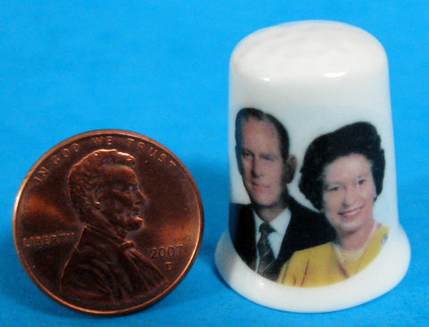 Queen Elizabeth And Philip Silver Jubilee Thimble 1977 Bone China Photo