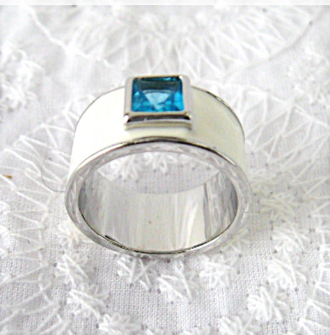 Ring Square Princess Cut Blue Stone White Enamel Size 6 Silver Plated 1990s