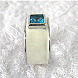 Ring Square Princess Cut Blue Stone White Enamel Size 6 Silver Plated 1990s