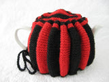 Tea Cozy Red And Black English Hand Knitted Stretchy 1950s Tea Cosy - Antiques And Teacups - 1