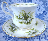 January Snowdrops Cup And Saucer Royal Albert Demi Flower Of The Month - Antiques And Teacups - 2