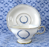 Tea Cup And Saucer Castleton USA Empire Blue Wreath Burnished Gold Trim 1950s - Antiques And Teacups - 1