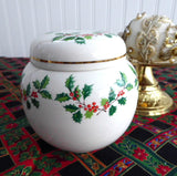 Sadler Christmas Holly Tea Caddy Ginger Jar 1970s Ceramic Canister Holiday Tea - Antiques And Teacups - 1