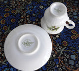Miniature Lily Of The Valley May Cup And Saucer Queen's Bone China Mini 1970s - Antiques And Teacups - 5