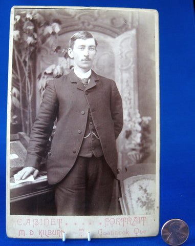Cabinet Card Photo Quebec City Gent Horseshoe Tie Tac Victorian 1880s Dapper