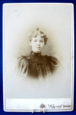 Cabinet Photo 1895 Young Lady in Black Mourning Quebec Age 18 Victorian Beauty