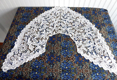 Antique Victorian Black Lace Collar - Bobbin Lace