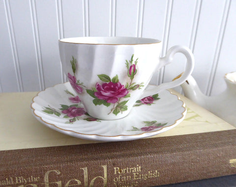 Cup And Saucer Pink Roses Swirl Shape Gold Johnson Brothers 1940-1950s