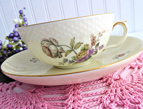https://www.antiquesandteacups.com/cdn/shop/products/1940s-RoyalCopenhagen-Frijsenborg-teacup-a_large.jpg?v=1655483593