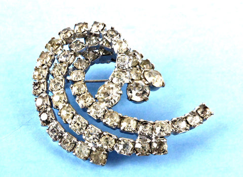 Rhinestone Swirl Brooch Pin Wave 3 Level Curl 1940s Unsigned