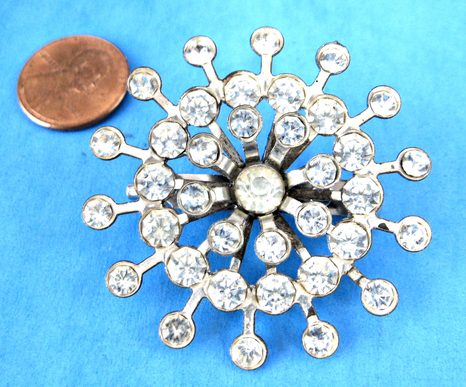 1940s-rhinestone-starburst-