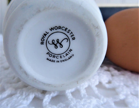 Vintage Porcelain Egg Coddler Birds Single Royal Worcester 