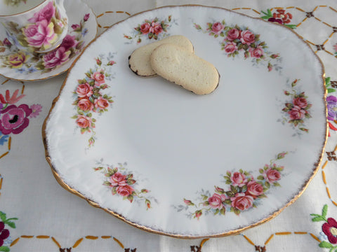 Paragon 1960s Elizabeth Rose Cake Serving Plate Coral Pink Roses Royal Warrant