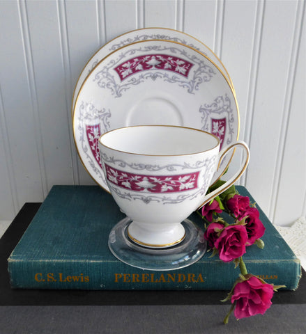 Shelley Blenheim Carlisle Teacup Trio Classical Urns Maroon Bands 1960s