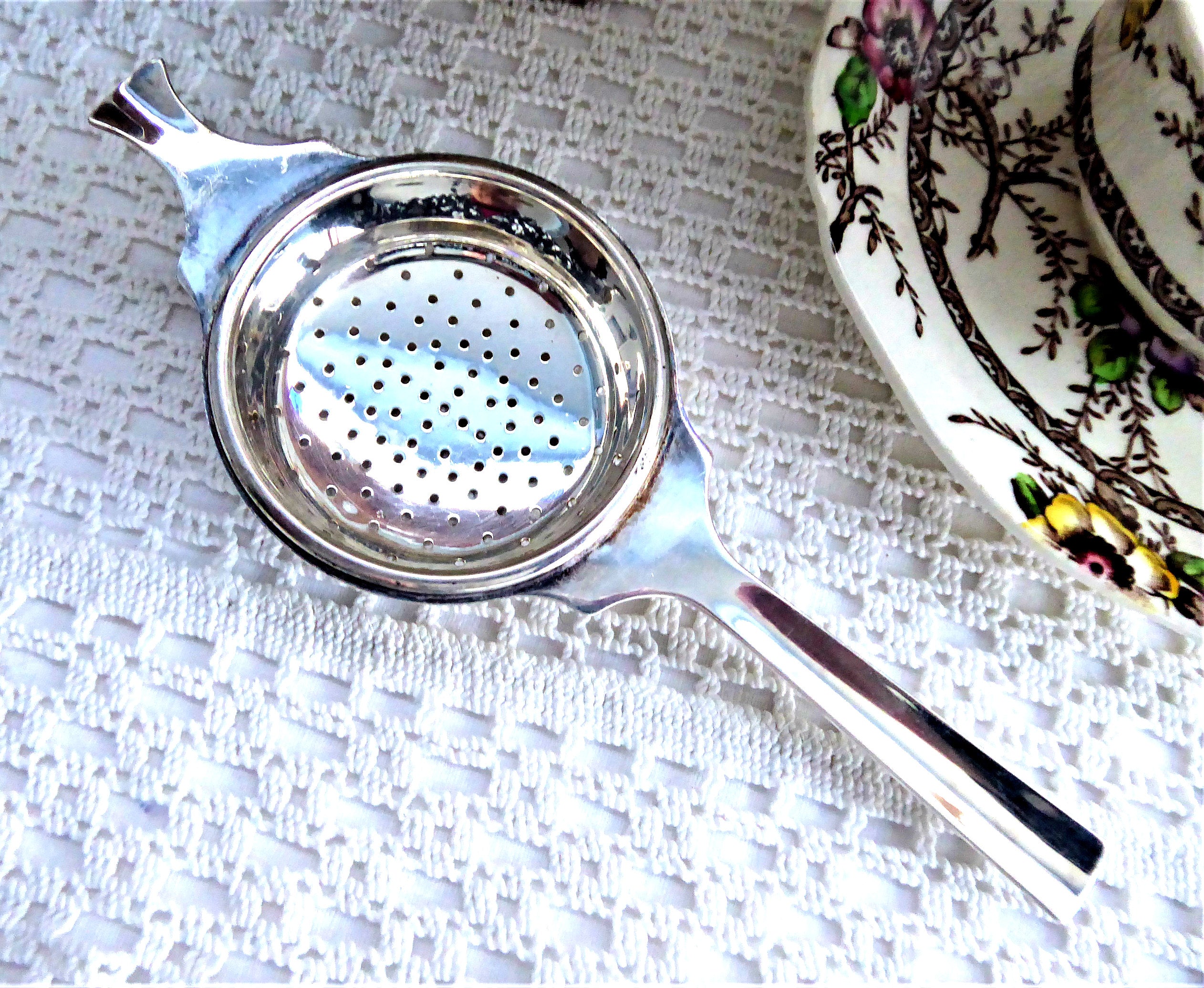 1960s-silverplate-tea-strainer