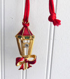 Necklace Christmas Rhinestone Lantern 1980s Gold Plated Retro Figural Holiday Avante