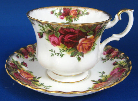 Old Country Roses Royal Albert Cup and Saucer English Made 1974-1992 –  Antiques And Teacups