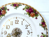 Clock Royal Albert Old Country Roses Dinner Plate 1970s English Factory Made