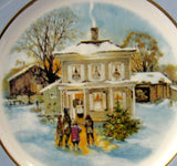 Boxed Christmas Plate Christmas 1977 E Wedgwood Carollers In The Snow Blue Border