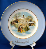 Christmas Plate Christmas 1977 Wedgwood Carollers In The Snow Blue Border Avon
