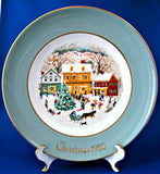 Christmas Country Christmas Plate E Wedgwood 1980 Green Border Avon England