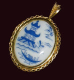 Spode Blue Willow Pendant Necklace 1980s Oval 24kt Gold Plated Danbury Mint