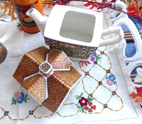Sadler Teapot Ivy House English Country Cottages Tudor