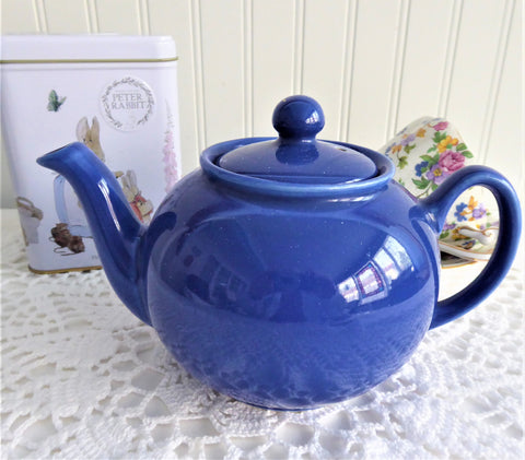 Blue Brown Betty Teapot English Made Pristine 1990s Shiny Pottery 18 Ounces