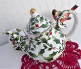 Christmas Teapot Holly Berries Chintz 1990s Porcelain Gold Trim 4 Cups