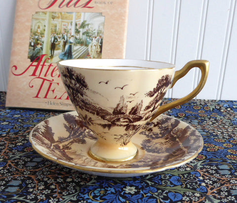 Peach Toile Landscape Cup And Saucer Taylor And Kent England 1930s - Antiques And Teacups - 1