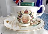 Queen Elizabeth II Diamond Jubilee Cup And Saucer English Bone China 2012 - Antiques And Teacups - 2