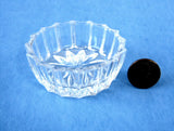 Open Salt Salt Dish Paneled Star Bottom Individual Clear 1950s USA Salt Cellar Teabag Holder - Antiques And Teacups - 2