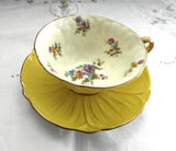 Shelley Primrose Yellow Dresden Footed Oleander Teacup Burnished Gold Afternoon Tea - Antiques And Teacups - 2